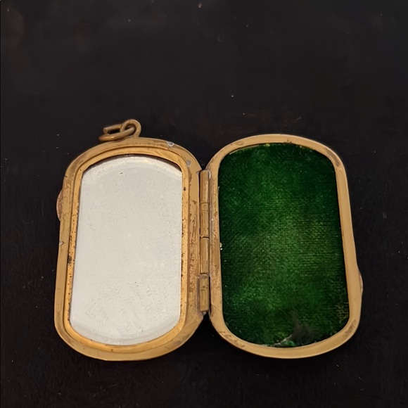 Jewelry - Antique Gold filled Locket with bevel Mirror